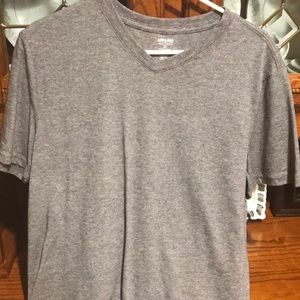 Highland Outfitters Men’s Gray V Neck Tee